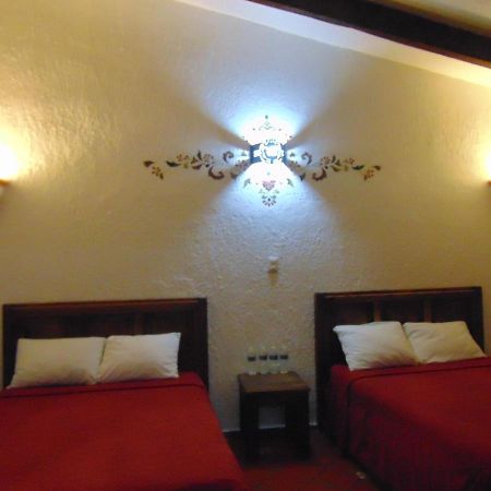 La Casa De La Abuela Hotel San Cristobal de las Casas Bagian luar foto