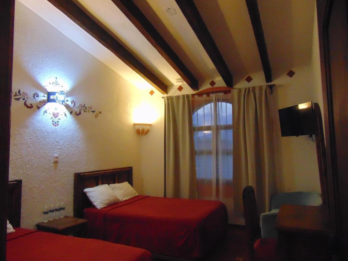 La Casa De La Abuela Hotel San Cristobal de las Casas Bagian luar foto