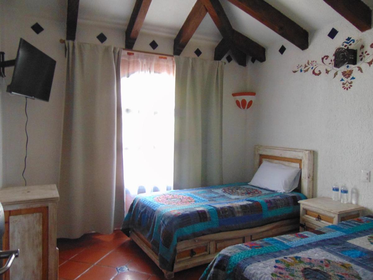 La Casa De La Abuela Hotel San Cristobal de las Casas Bagian luar foto